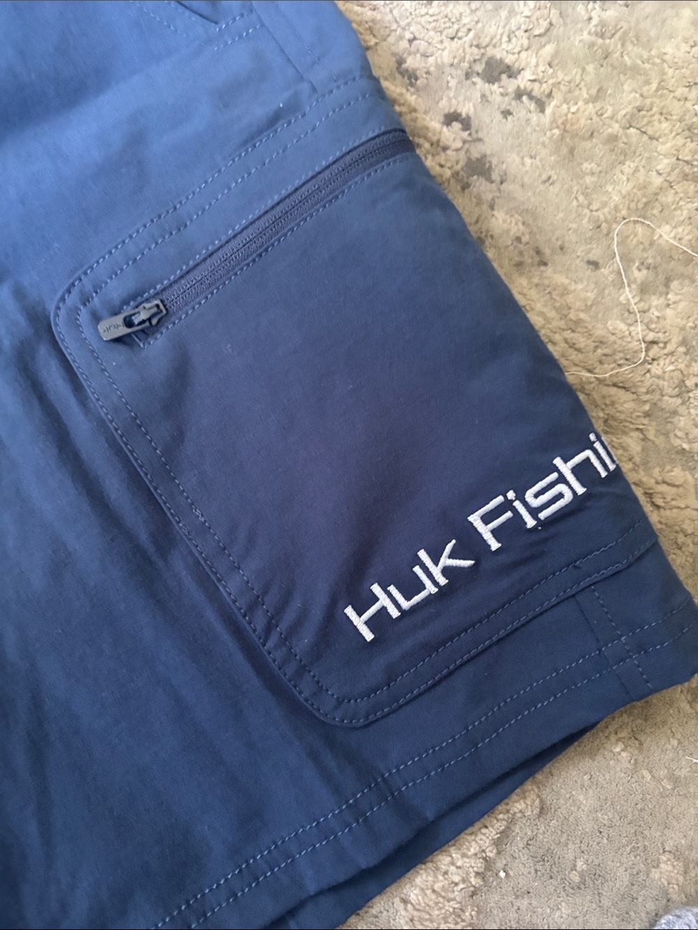 Huk Men's Navy Hybrid Fishing Shorts - Picture 3 of 6